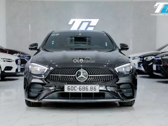 Mercedes-Benz E300 AMG 2022 - MERCEDES-BENZ E300 AMG 2022