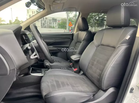 Mitsubishi Outlander 2.0 CVT 2022 - Outlander 2.0CVT 2022