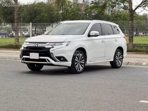 Mitsubishi Outlander 2.0 CVT 2022 - Outlander 2.0CVT 2022