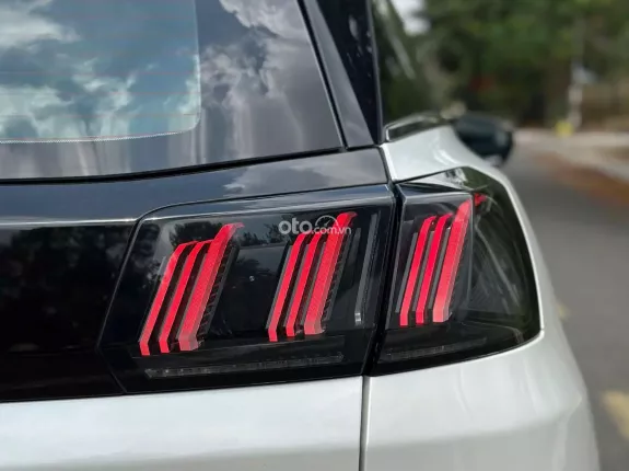 Peugeot 3008 Allure 2022 - ODO 10.000KM Mới tinh