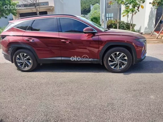 Hyundai Tucson 2.0 Đặc biệt 2023 - Xe đẹp chạy 7000km