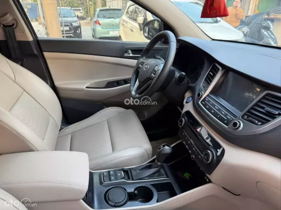 Hyundai Tucson 2.0 Đặc biệt 2017 - Cần bán Hyundai Tucson 2.0 ATH sx 2017