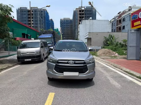 Toyota Innova 2.0E 2017 - Toyota innova 2017