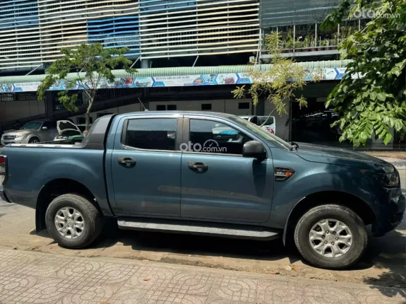 Ford Ranger XLS 2.2 4x2 AT 2018 - FORD RANGER Model 2019 Số tự động_1 chủ đi rất kỹ
