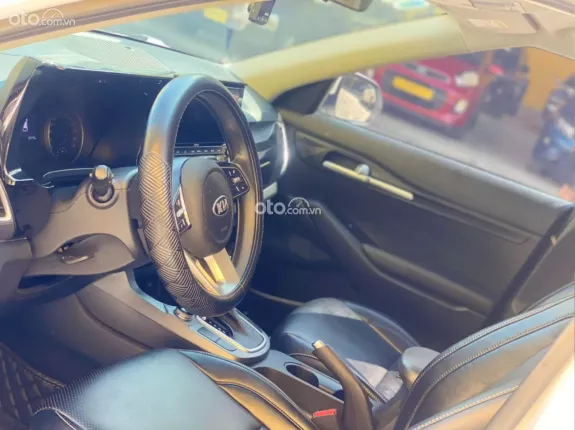 Kia Seltos 1.4T Deluxe 2021 - 545tr