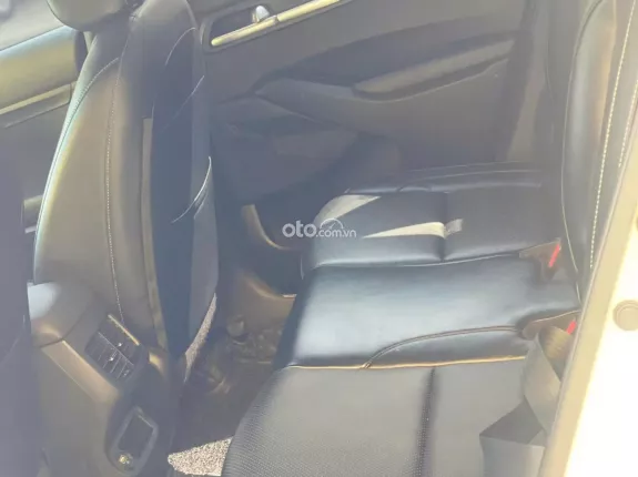 Kia Seltos 1.4T Deluxe 2021 - 545tr