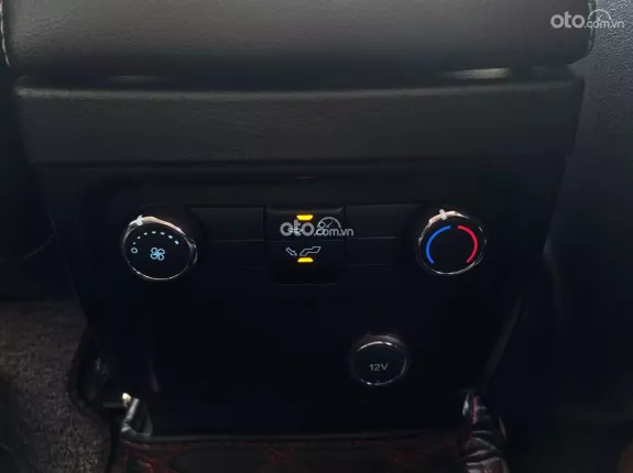 Ford Everest Trend 2.0 AT 4x2 2019 - 750tr