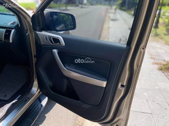 Ford Everest Trend 2.0 AT 4x2 2019 - 750tr