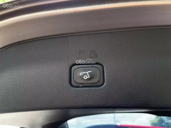 Ford Everest Trend 2.0 AT 4x2 2019 - 750tr