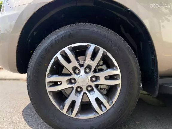 Ford Everest Trend 2.0 AT 4x2 2019 - 750tr