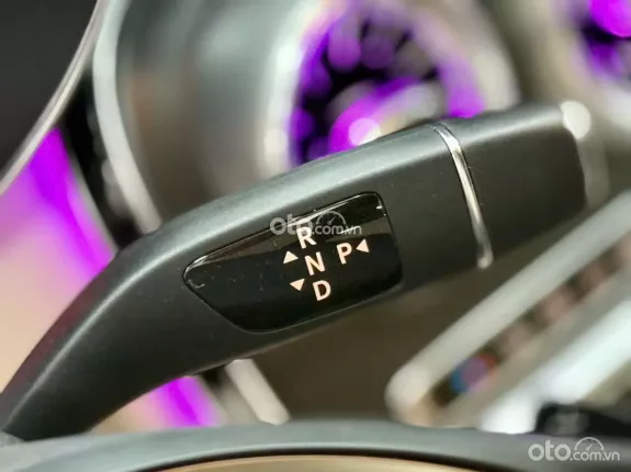 Mercedes-Benz C200 2018 - Bảo dưỡng full ls hãng