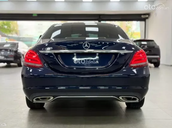 Mercedes-Benz C200 2018 - Bảo dưỡng full ls hãng