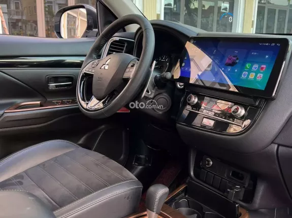 Mitsubishi Outlander 2.0 CVT 2022 - SUV SANG, CHẠY ÊM KHÔNG LÔI