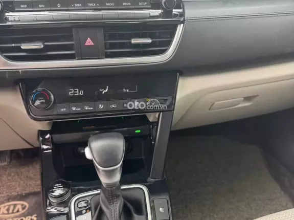 Kia Seltos 1.4 Premium 2021 - Seltos 1.4 Premium 2021