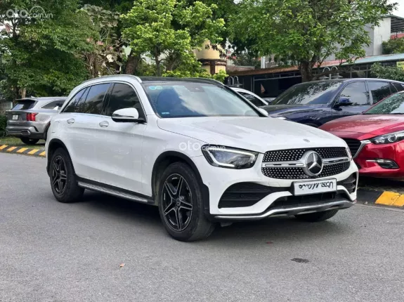 Mercedes-Benz GLC 300 4Matic 2021 - Bảo dưỡng full lịch sử hãng