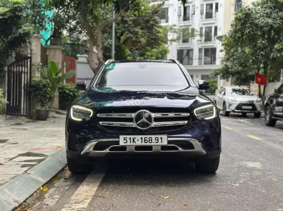 Mercedes-Benz GLC 200 4Matic 2021 - Bank 70%, tư vấn 24/7