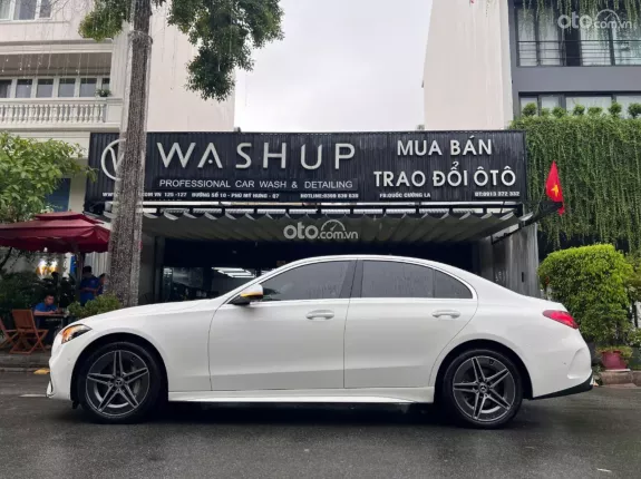 Mercedes-Benz C300 AMG 2022 - Gía 1 tỷ 809 triệu