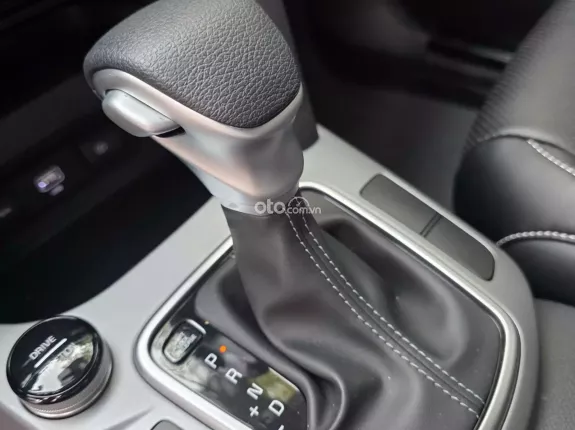 Kia Seltos 2023 - Gía 595 triệu