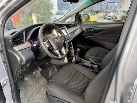 Toyota Innova 2.0E 2018 - Bảo hành 6 tháng hoặc 10.000km động cơ, máy móc