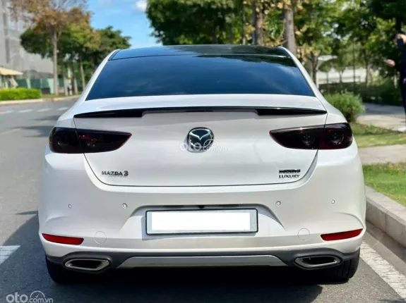 Mazda 3 Sedan 1.5L Luxury 2024 - Odo 30,000 km