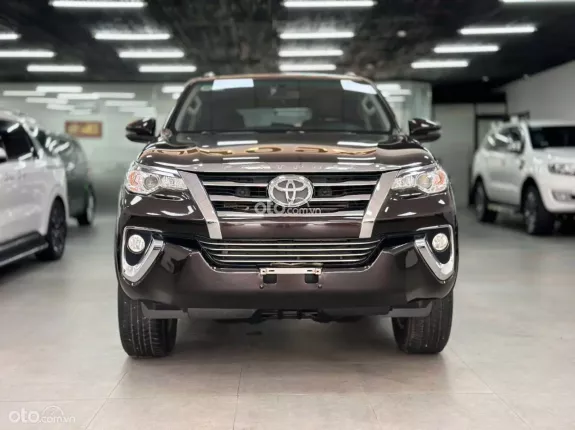 Toyota Fortuner 2018 - Xe màu Nâu - Nội thất Nâu