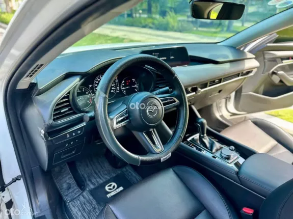 Mazda 3 Sedan 1.5L Luxury 2024 - Odo 30,000 km