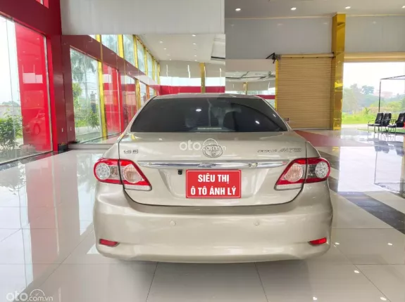 Toyota Corolla Altis 1.8G MT 2014 - Sedan 5 chỗ đẳng cấp, chất xe lành bền