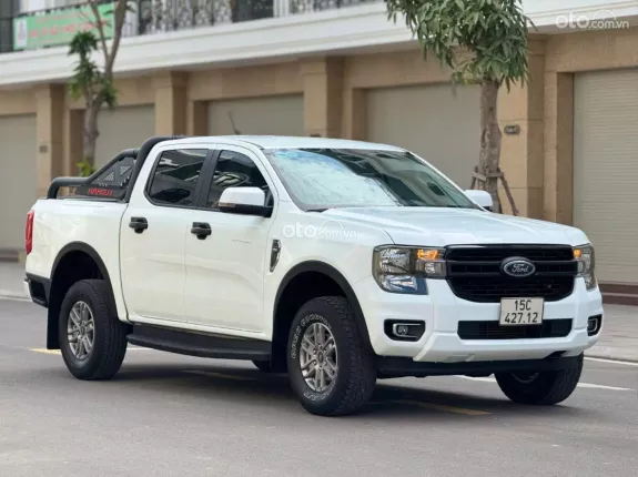 Ford Ranger 2022 - XLS 2.2L AT 4x2 modem 2023 nhô 600 triệu