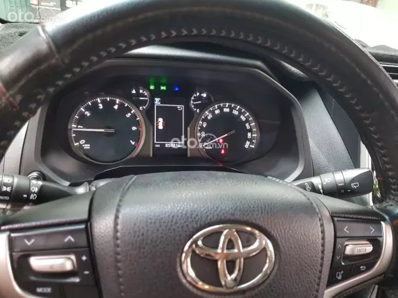 Toyota Land Cruiser Prado VX 2019 - Oyota Land Cruiser Prado 2.7AT NHẬP KHẨU nguyên chiếc sx 2019 màu đen