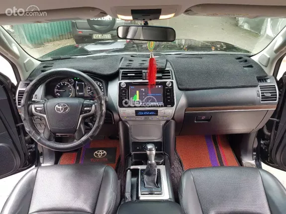 Toyota Land Cruiser Prado VX 2019 - Oyota Land Cruiser Prado 2.7AT NHẬP KHẨU nguyên chiếc sx 2019 màu đen