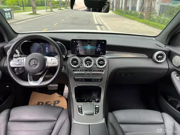 Mercedes-Benz GLC 300 4Matic V1 2022 - Xe đẹp chạy 44.000km