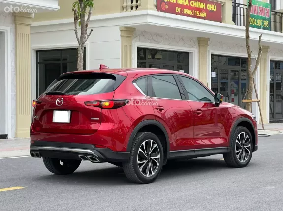 Mazda CX-5 2.0 Deluxe 2023 - 715tr bao hồ sơ gốc cầm tay
