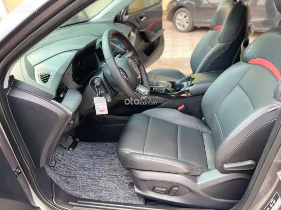 MG 5 1.5L Luxury 2022 - 425 triệu