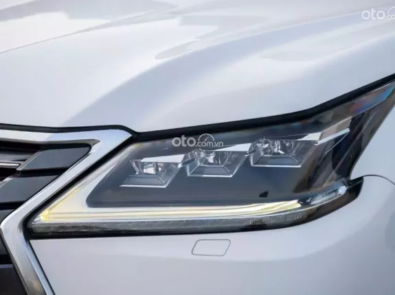 Lexus LX 570 2016 - 4 tỷ 599 triệu