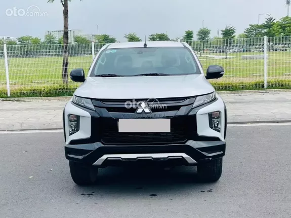 Mitsubishi Triton 4X2 AT MIVEC PREMIUM 2023 - New hàng mới về cửa hàng trào bán ngay