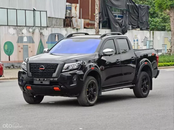 Nissan Navara 4WD Cao Cấp 2022 - 715 triệu