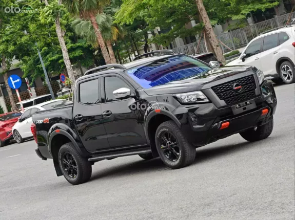 Nissan Navara 4WD Cao Cấp 2022 - 715 triệu