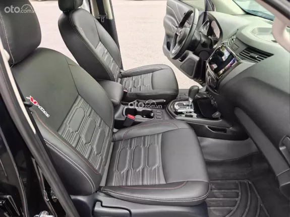 Nissan Navara 4WD Cao Cấp 2022 - 715 triệu