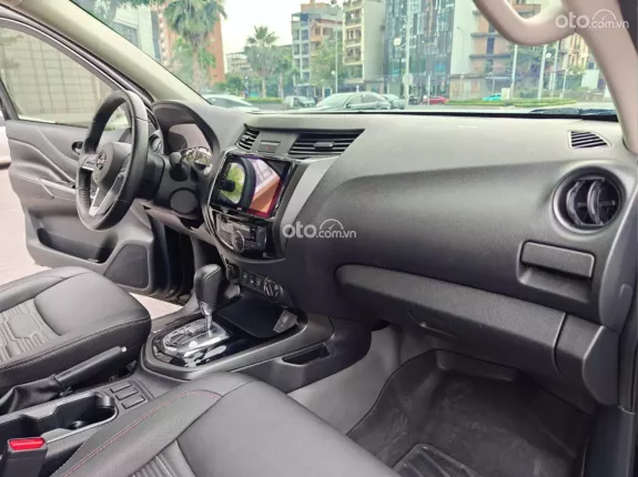 Nissan Navara 4WD Cao Cấp 2022 - 715 triệu