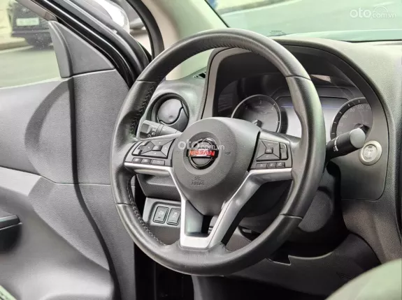 Nissan Navara 4WD Cao Cấp 2022 - 715 triệu