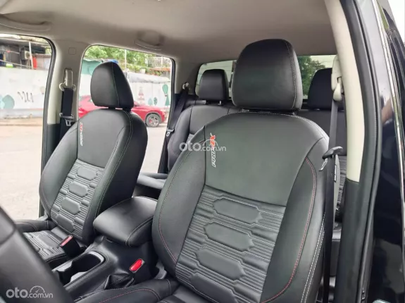 Nissan Navara 4WD Cao Cấp 2022 - 715 triệu