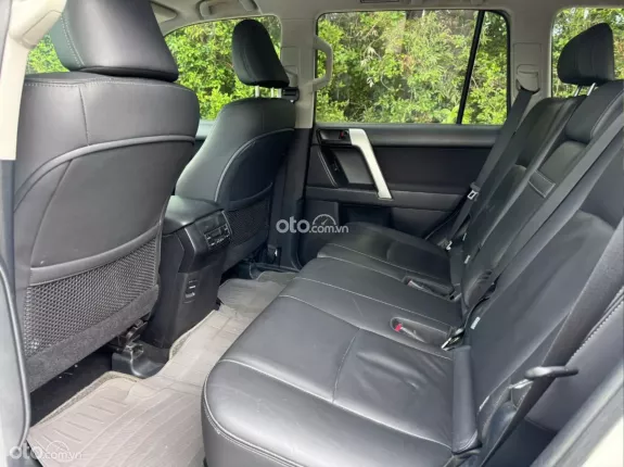 Toyota Land Cruiser Prado TX-L 2017 - Toyota Land Cruiser Prado TX-L Model 2017