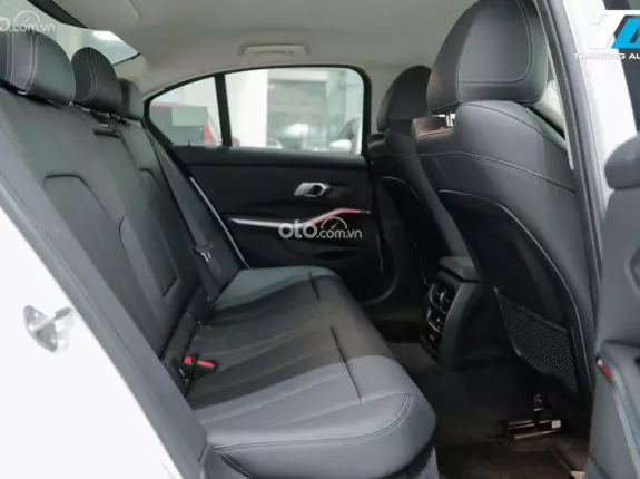 BMW 320i Sport Line 2023 - BMW 320I SPORT LINE 2023