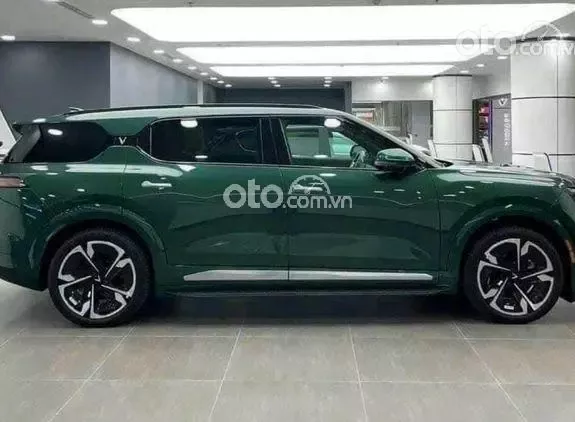 VinFast VF9 Eco 2025 - Ưu đãi tới 90 triệu khi đổi xe xăng/dầu sang xe điện