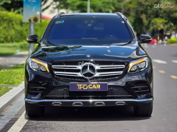 Mercedes-Benz GLC 300 4Matic 2018 - Mercedes-Benz GLC300 đen/nâu sx2018