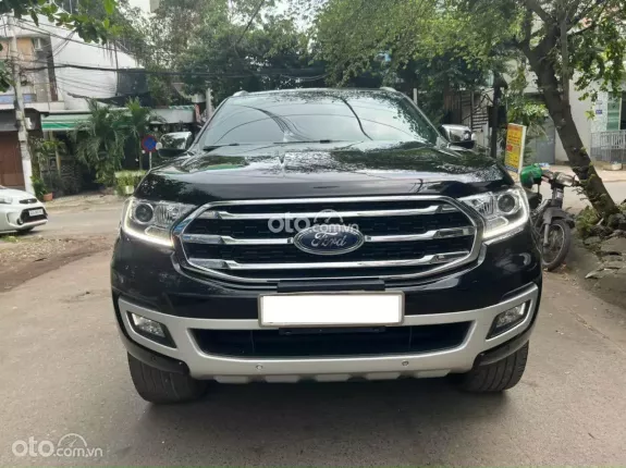 Ford Everest Titanium 2.0 AT 4x2 2020 - Màu đen, odo 59,000 km