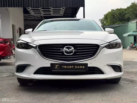 Mazda 6 2.0 Premium 2020 - 1 chủ mua mới, xe đẹp chuẩn chỉnh