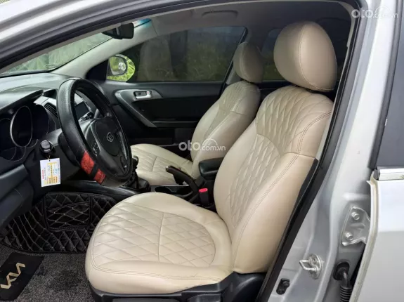 Kia Forte SX 1.6 MT 2011 - Kia Forte 2011 MT xe gia đình keo chỉ zin
