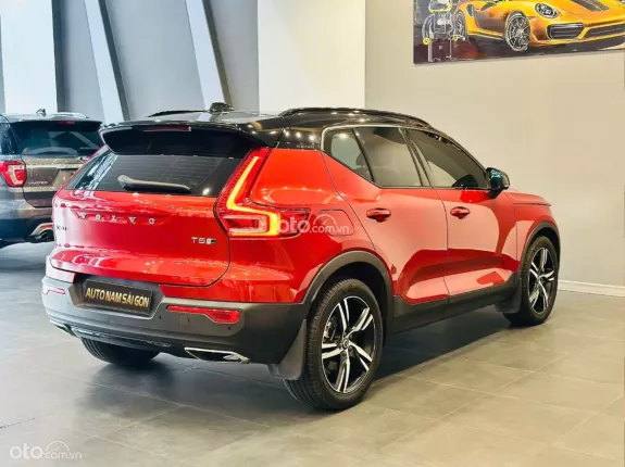 Volvo XC40 R-Design 2019 - Xe đẹp, giá tốt sang tên ngay
