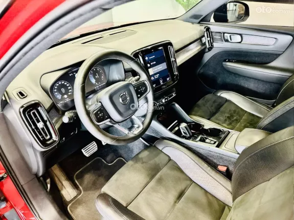 Volvo XC40 R-Design 2019 - Xe đẹp, giá tốt sang tên ngay